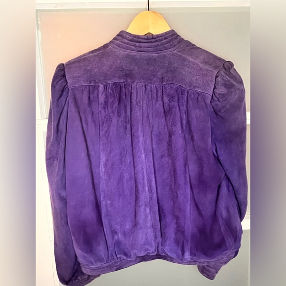 Vintage Yves St Laurent purple suede bomber jacket. Side 6 - Picture 4 of 7